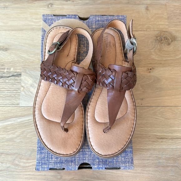Born • Sumter Sandal • Tan - Picture 6 of 7